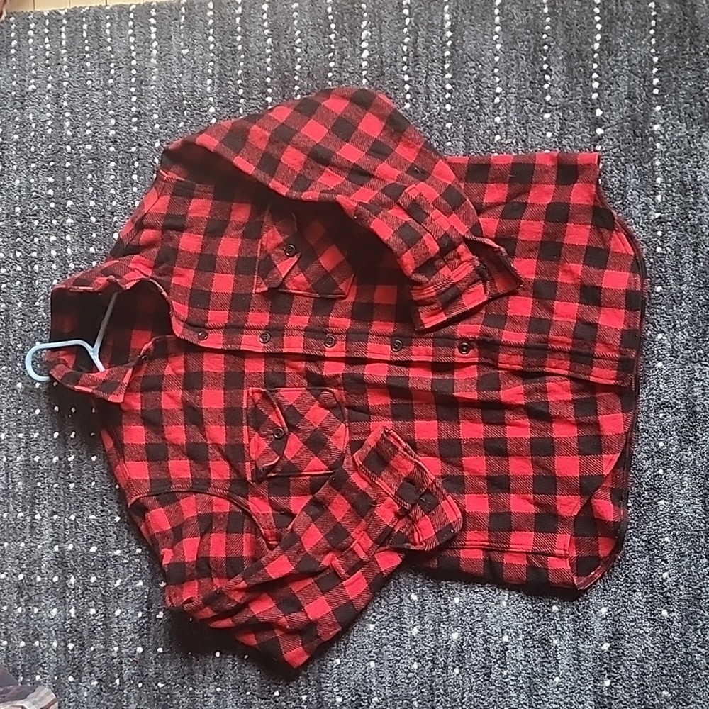 Checkered Woolrich Wool shirt. Red and Black Size XL